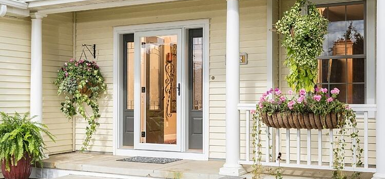 screen door installation in South Lake Tahoe
